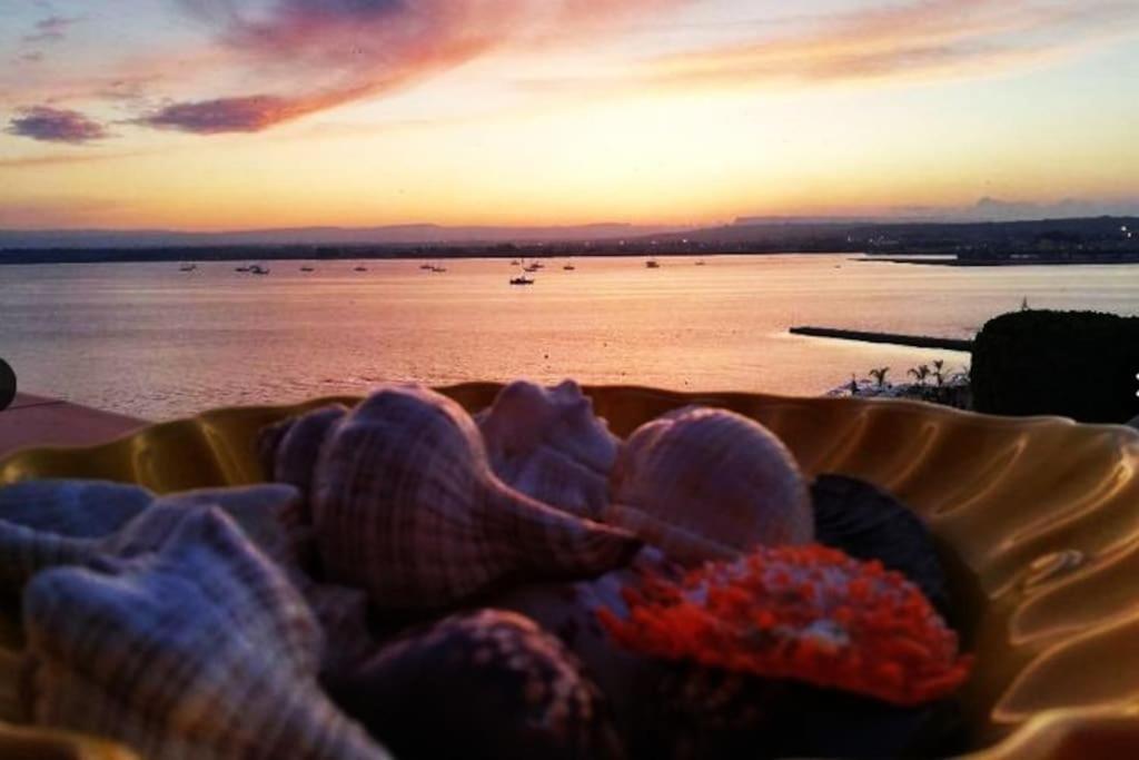 Terrazza Sul Mare Attico "Alfeo E Aretusa" Syracuse Eksteriør billede
